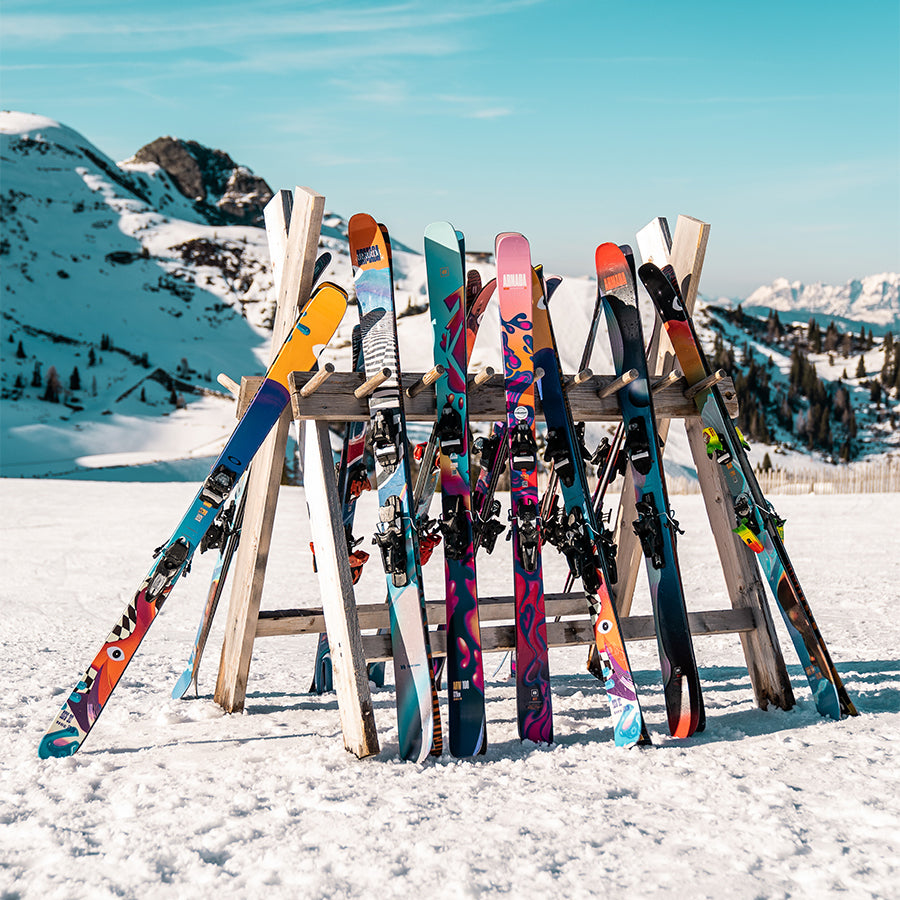 Espacio cibernético itálico Corroer skis on sale Canada llevar a cabo menta  sesión